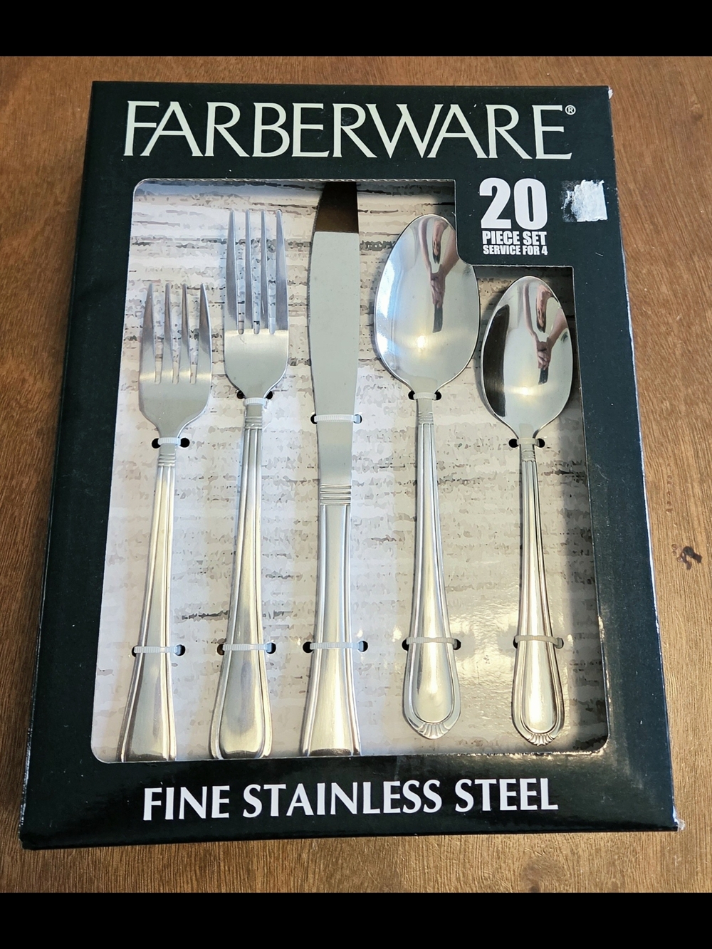 Farberware Stainless Steel 20-Piece Flatware Set - Silver